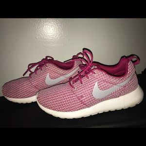 Women roshes